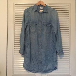 Tunic chambray denim button down collared shirt